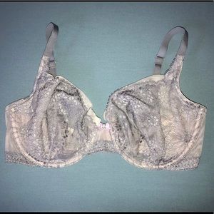 Victoria’s Secret Unlined Demi/Demi-Bustle Bra